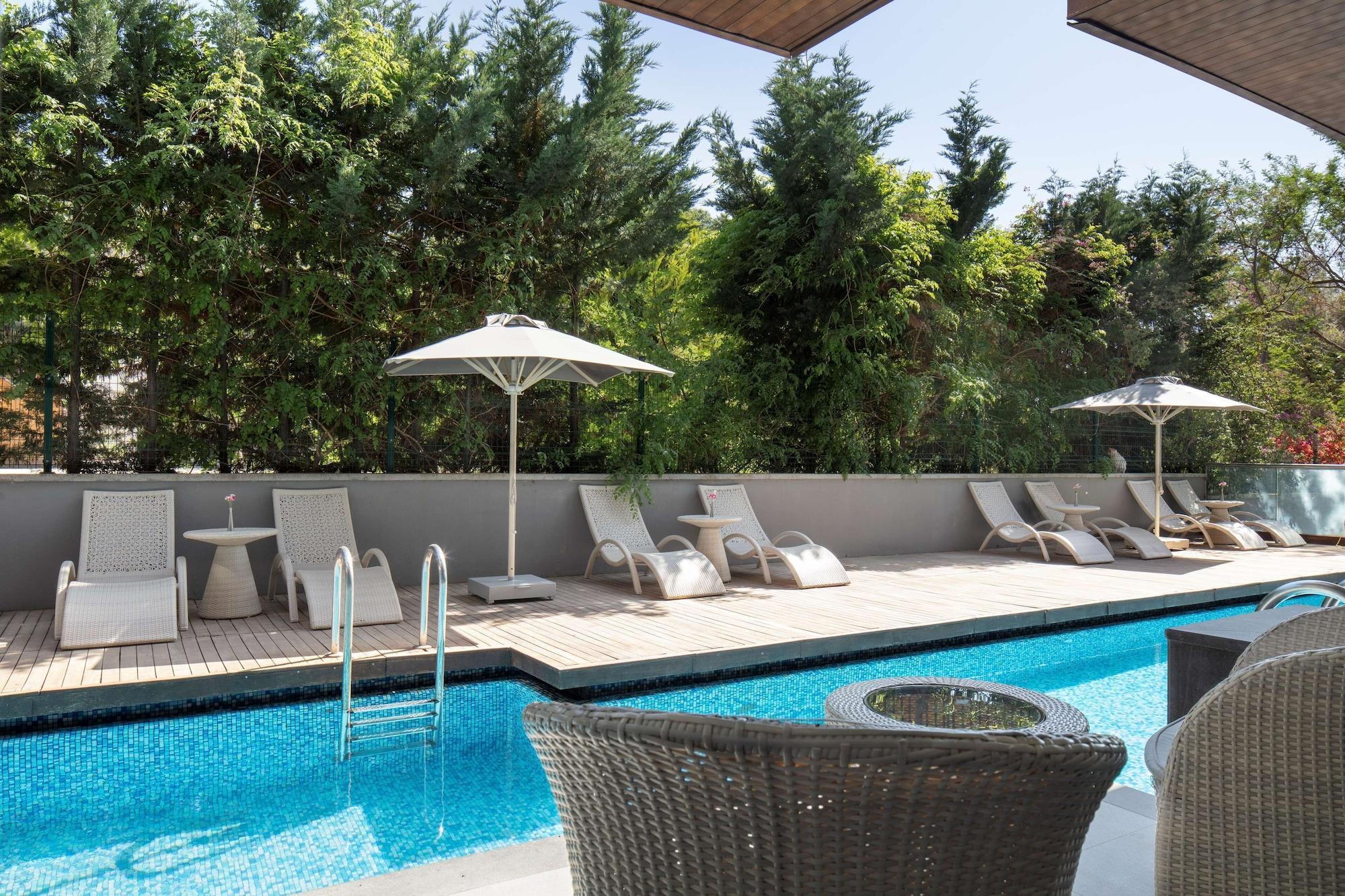 Doubletree By Hilton Kusadası Eksteriør bilde