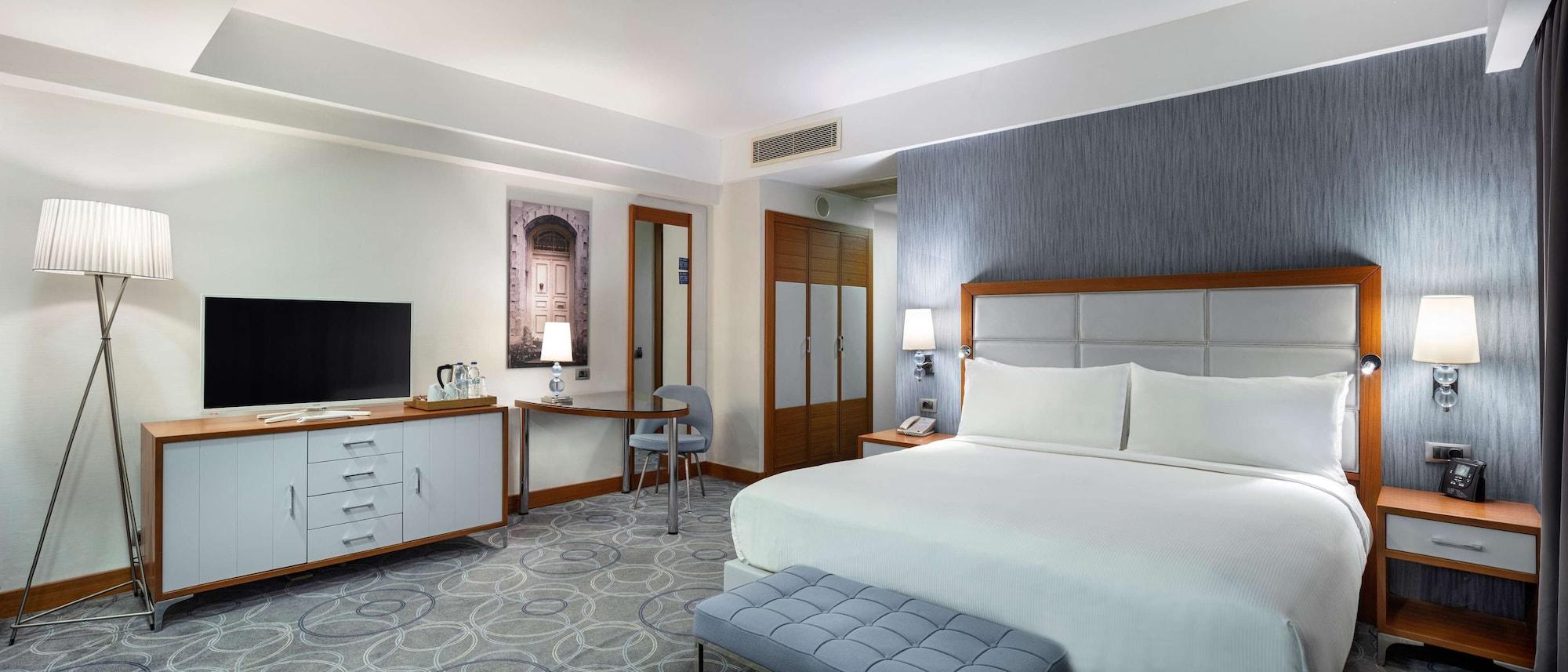 Doubletree By Hilton Kusadası Eksteriør bilde