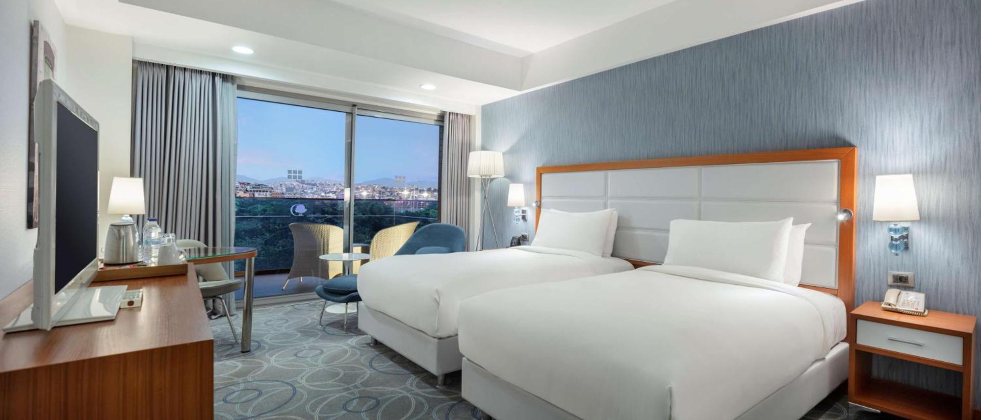 Doubletree By Hilton Kusadası Eksteriør bilde