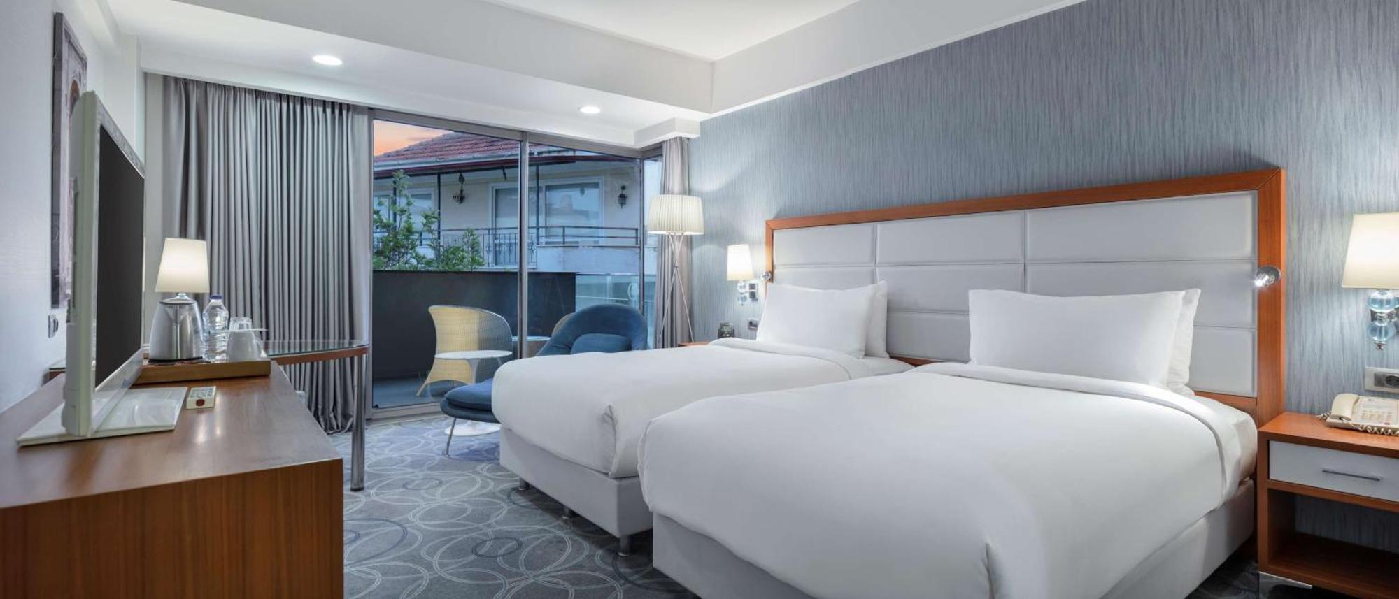 Doubletree By Hilton Kusadası Eksteriør bilde