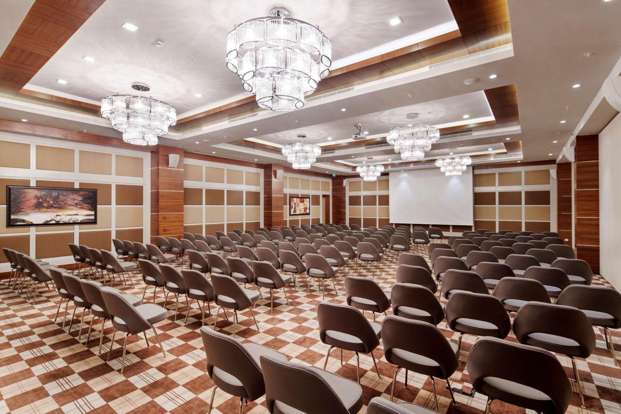 Doubletree By Hilton Kusadası Eksteriør bilde