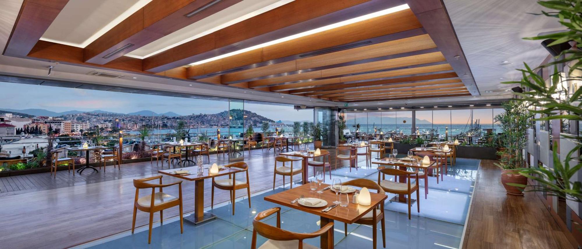 Doubletree By Hilton Kusadası Eksteriør bilde